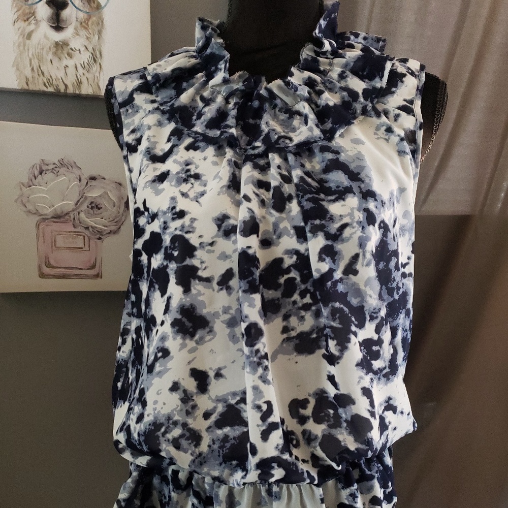 Kenneth Cole - Ruffle Neck Spotted Sleeveless Top